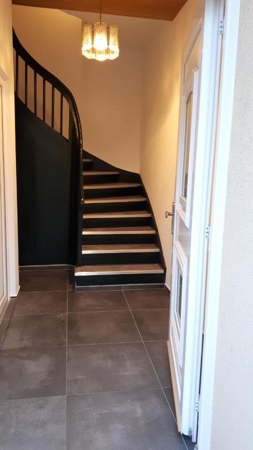 Ahrensbok Dachgeschosswohnung Mit Seeblick מראה חיצוני תמונה
