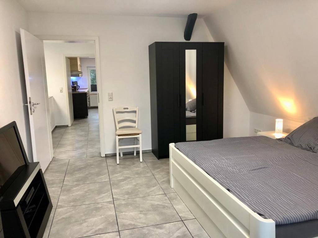 Ahrensbok Dachgeschosswohnung Mit Seeblick מראה חיצוני תמונה