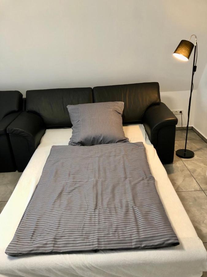 Ahrensbok Dachgeschosswohnung Mit Seeblick מראה חיצוני תמונה