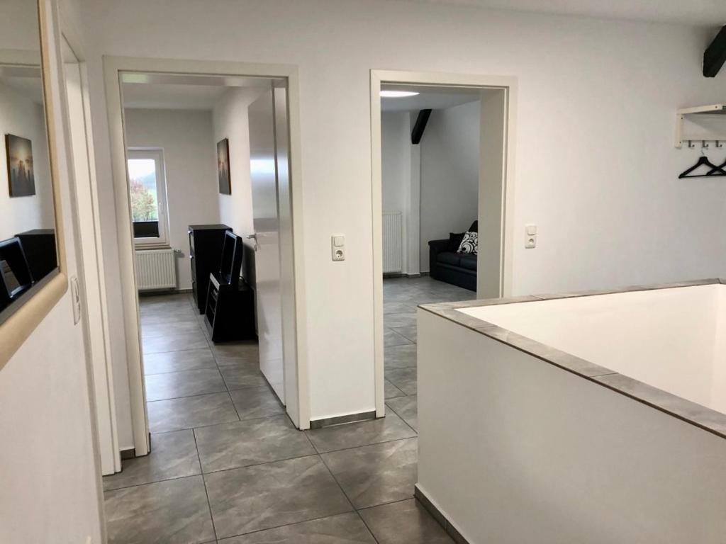 Ahrensbok Dachgeschosswohnung Mit Seeblick מראה חיצוני תמונה